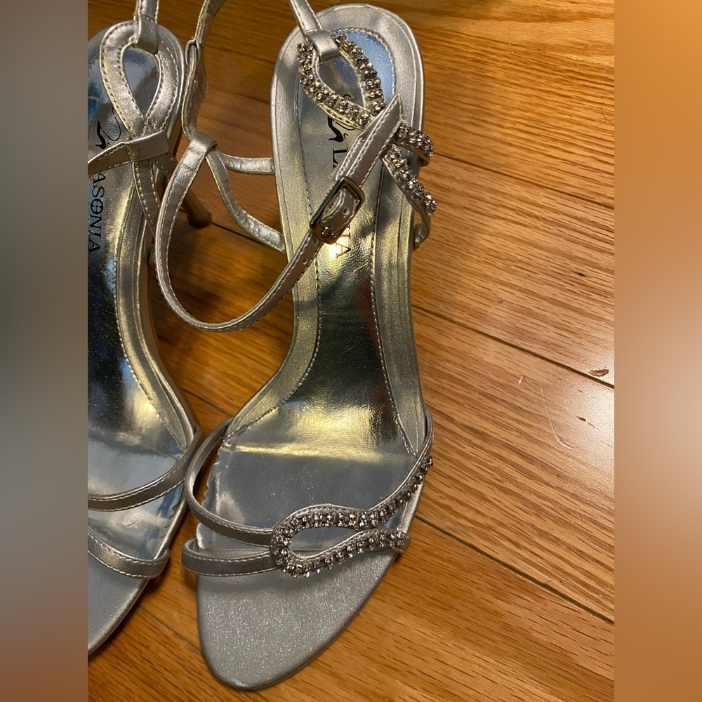 Gorgeous Silver Heels